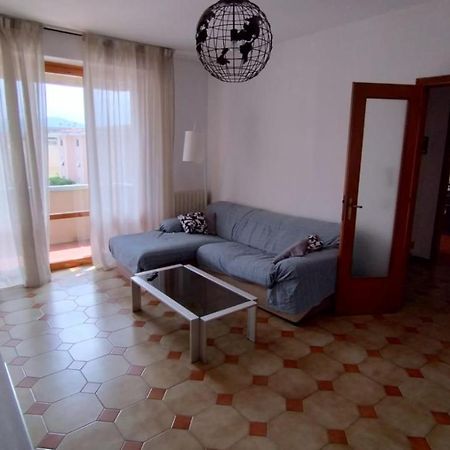 Апартаменти La Casa Dei Viaggiatori - Viareggio - Posto Auto Gratuito Екстер'єр фото